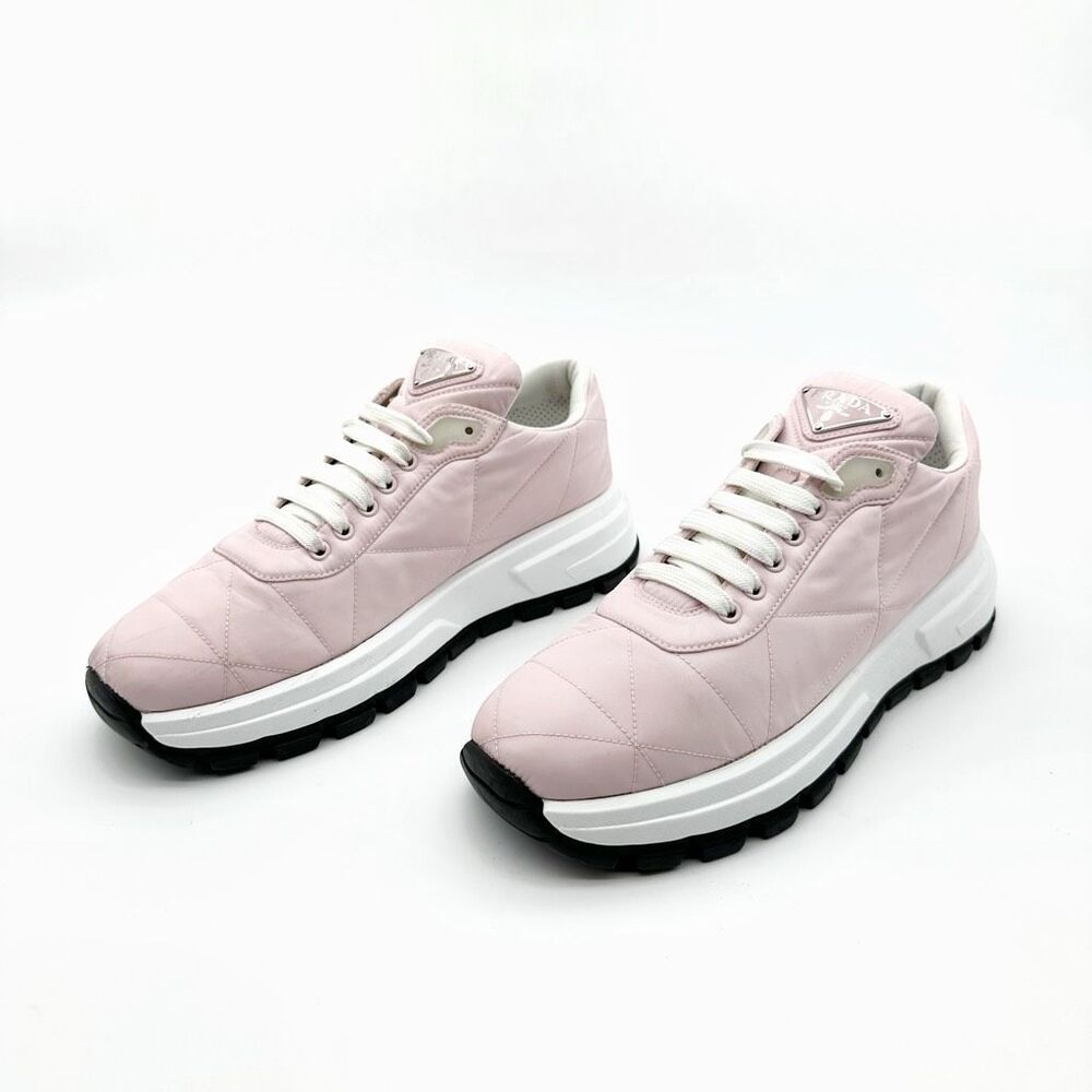 PRADA Pink Piuma Runner Quilted Triangle Logo Sneakers Size 40 Lace Up Low Top